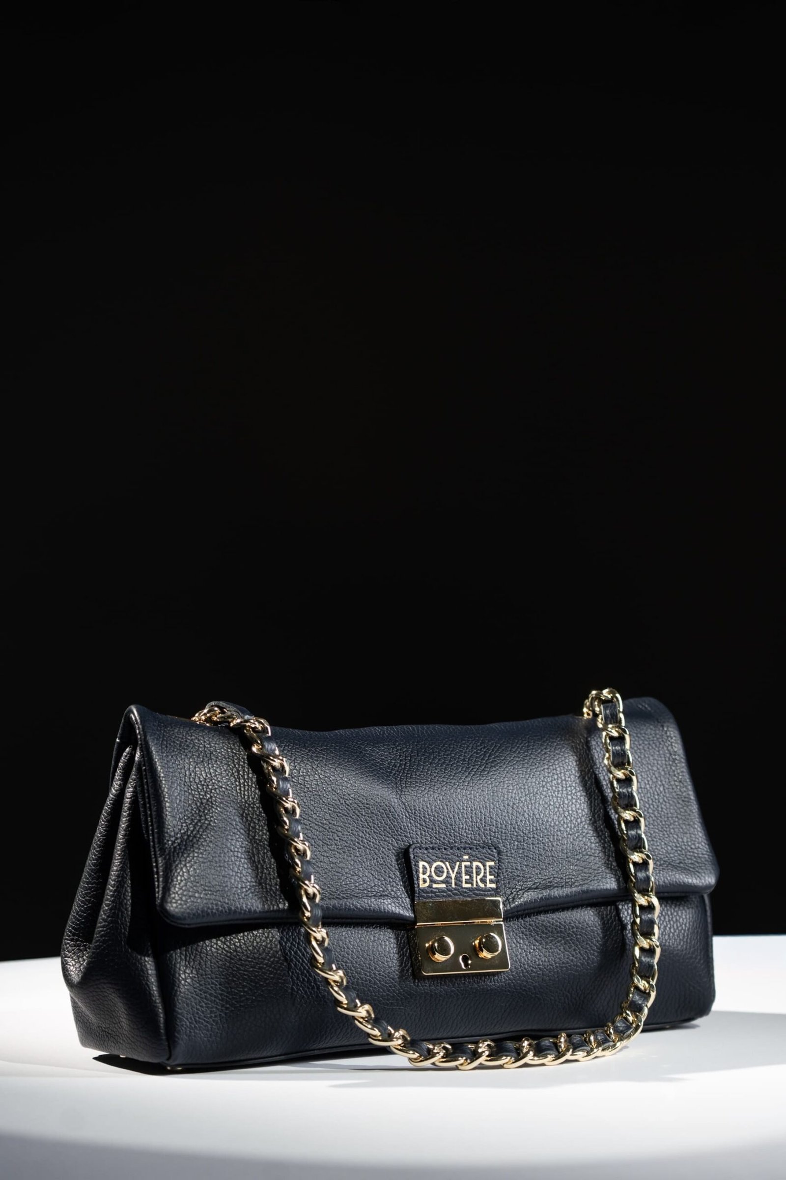 Essenza Shoulder bag